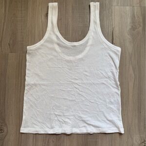NWOT Everlane White Tank Top Classic Sleeveless Style